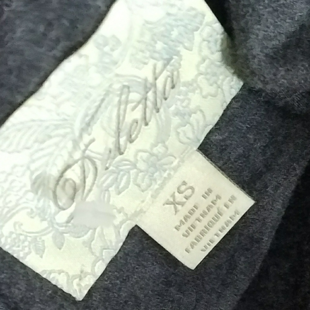 Deletta Grey and Black Aplique Blouse - Picture 3 of 3